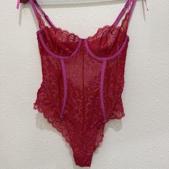 Savage Other - Savage X Fenty Red Pink Lace Bodysuit Ribbon Writing Lace Teddy Size Small